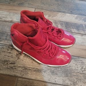 Jordan 11 - XI - Retro - Win like 96 - Great used condition - Size 14